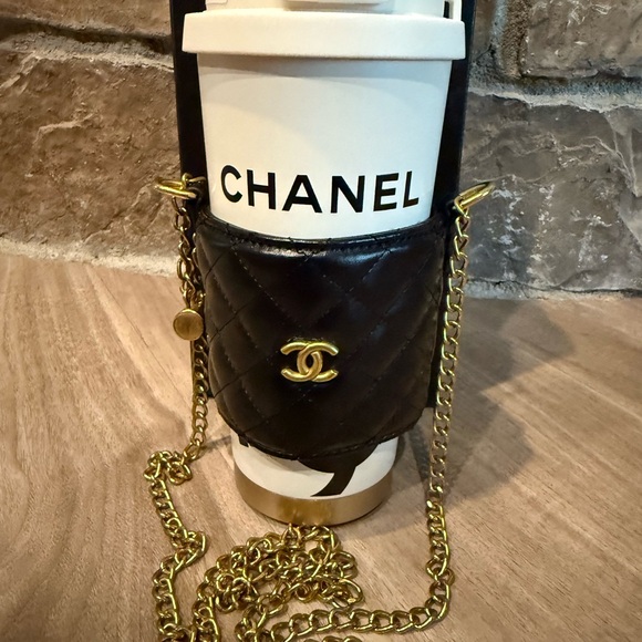 GWP- Chanel Black and White Quilted Mini Bag with Travel Mug - Picture 2 of 5